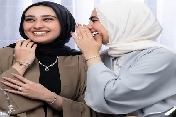 هدايا نسائية فخمة | مجوهرات وعطور راقية بأسعار مناسبة - فتحي إبراهيم