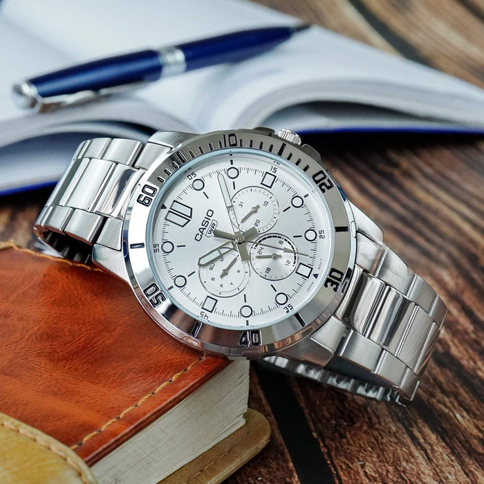 ساعة كاسيو للرجال كرونوغراف ستانلس ستيل - MTP-VD300D-7EUDF