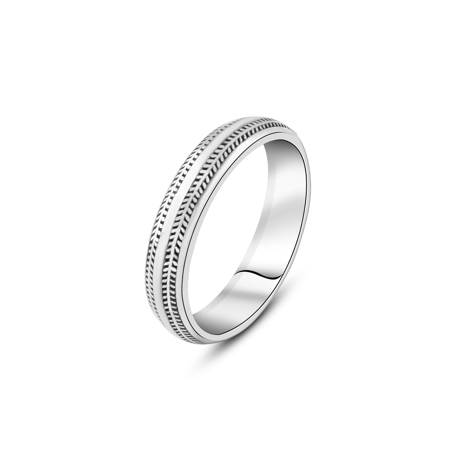 Engagement Ring For Men With a Handcrafted Design Resembling Intertwined Ropes