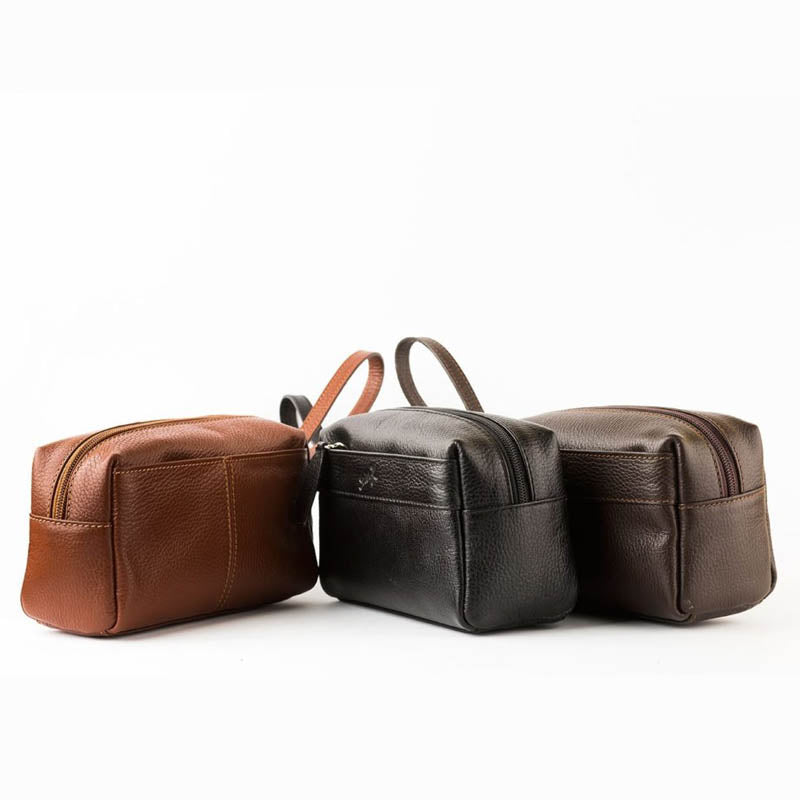 شنطة يد جلد طبيعي بمقبض , جيب في المنتصف و جيب أمامي للرجال من سيفن كيه, أسود