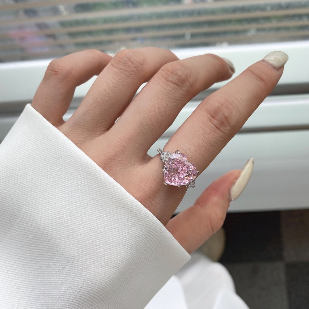 Rose Heart Ring – 925 Sterling Silver with Natural Pink Crushed Ice Stone in a Royal Design