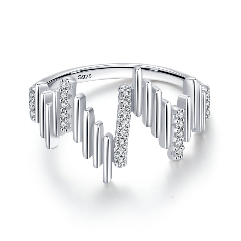 خاتم فضة عيار 925 مرصع بفصوص من الزركون