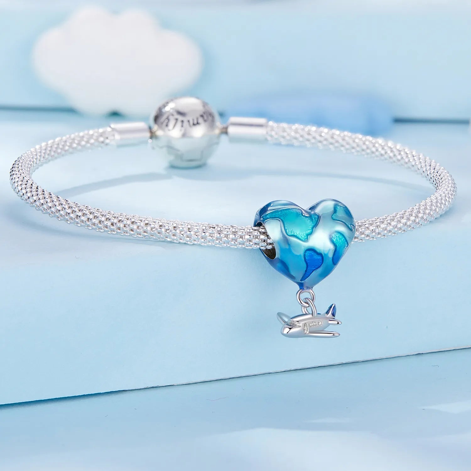 "Heart of the World" Charm 925 Silver