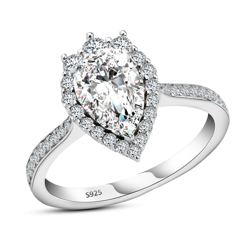 خاتم دمعة الموزنايت – فضة 925 بفص كمثري وتأطير مرصّع