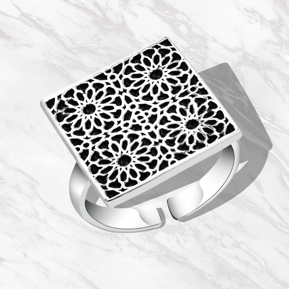 خاتم فضه مصري حريمي عيار 925 بنقوش إسلاميه