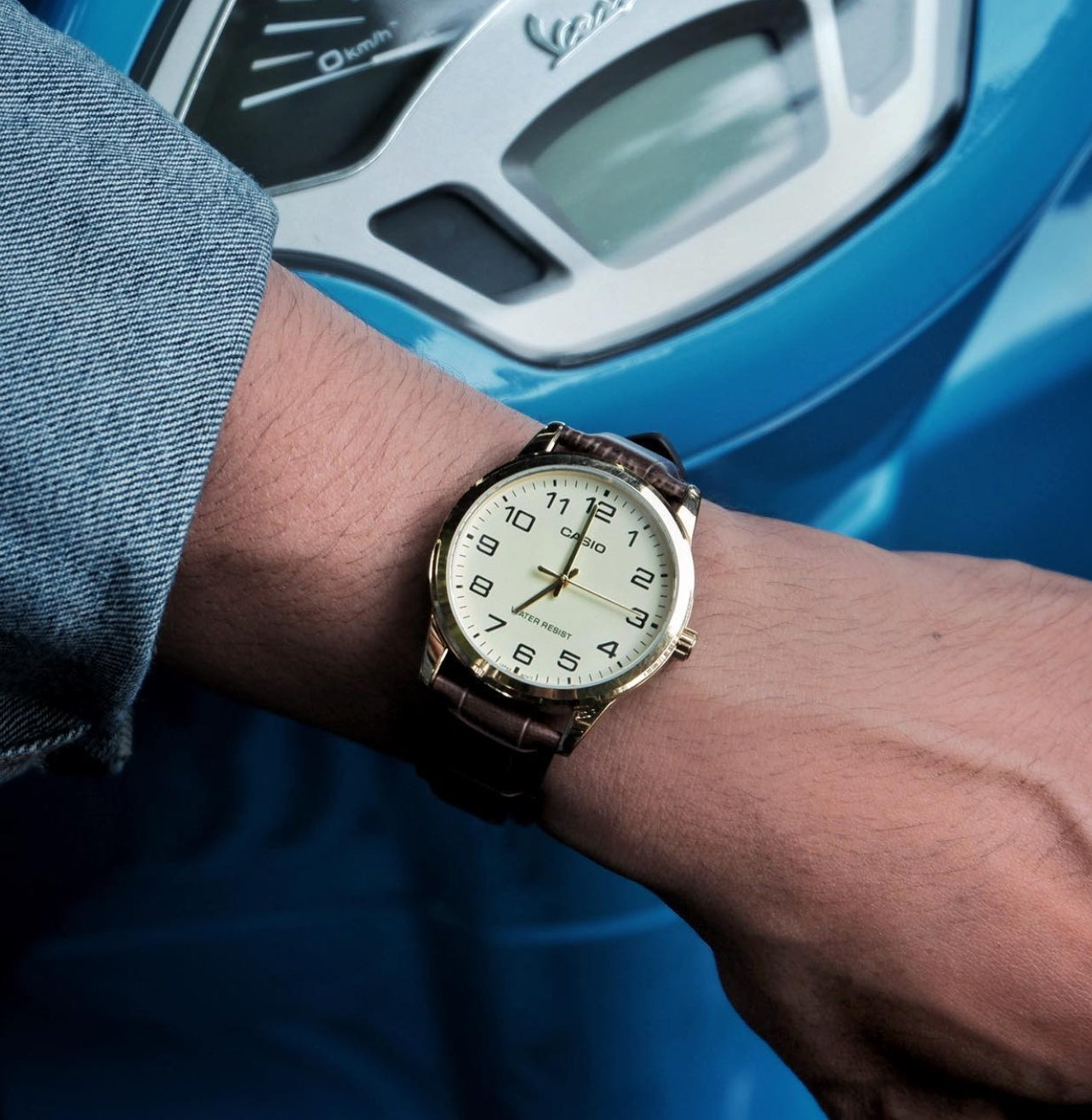 ساعة يد رجالي أنالوج كاسيو بسوار جلد