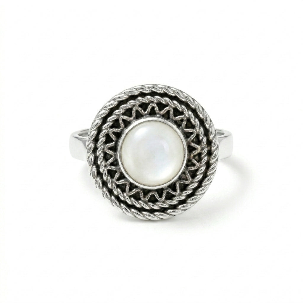 925 Silver Ring with a Heritage Design and White Mother-of-Pearl Stone