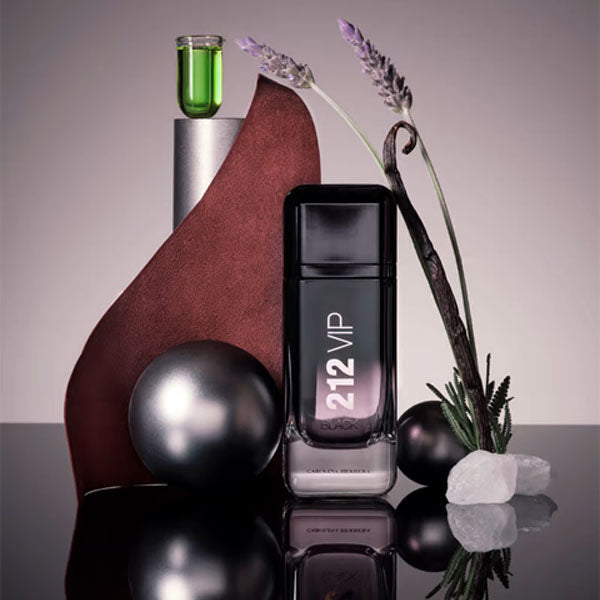 香水(男性用) 212 VIP BLACK 100ml Eau de Parfum Carolina Herrera 212 VIP Black for Men 3.4oz 100ml Eau De