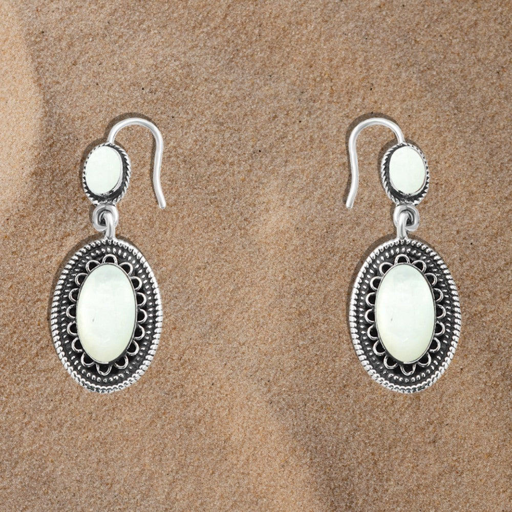 حلق بتصميم عربي فضه عيار 925 بيضاوي الشكل