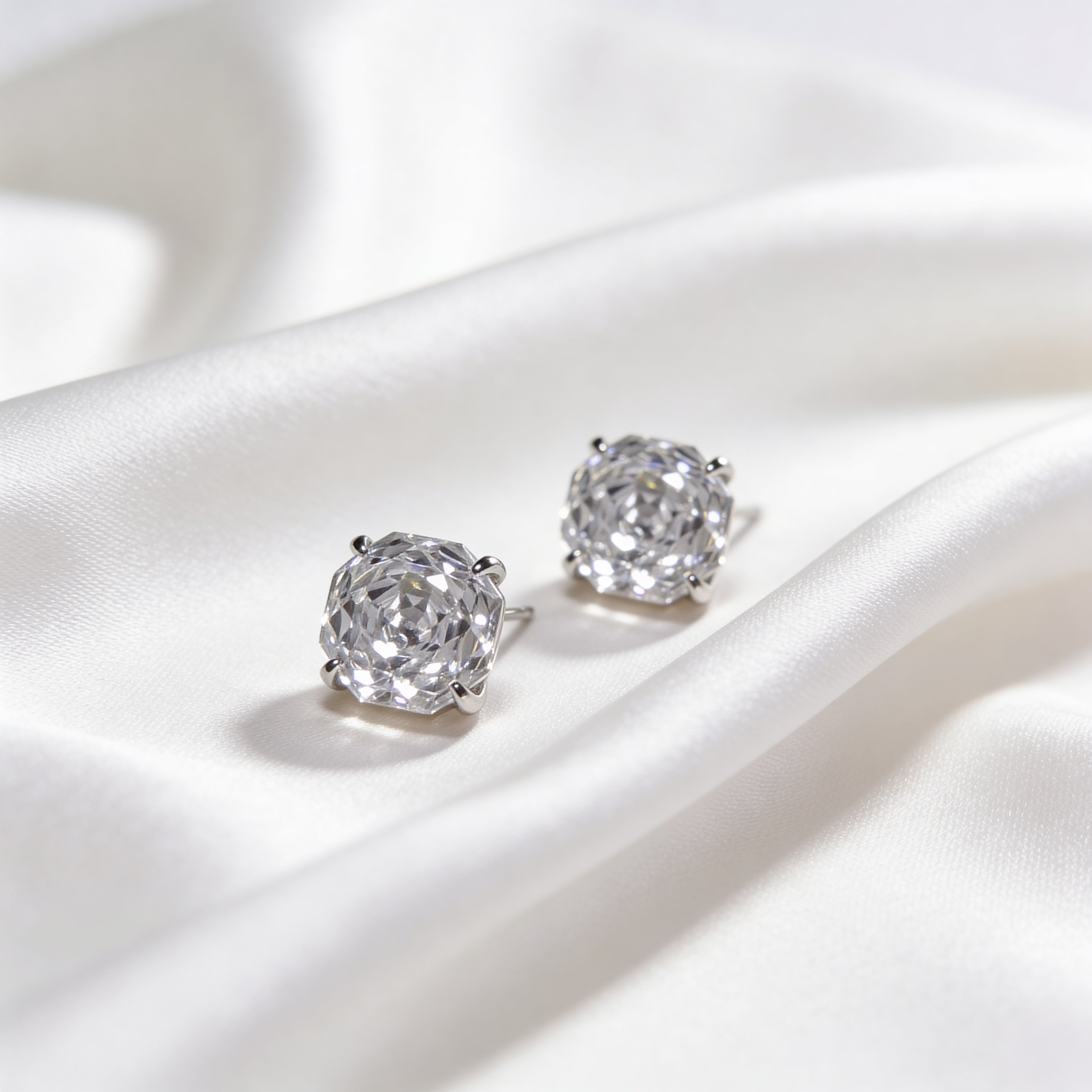 Delicate Screw-Back Stud Earrings with a Shiny Zircon Touch, 925 Silver