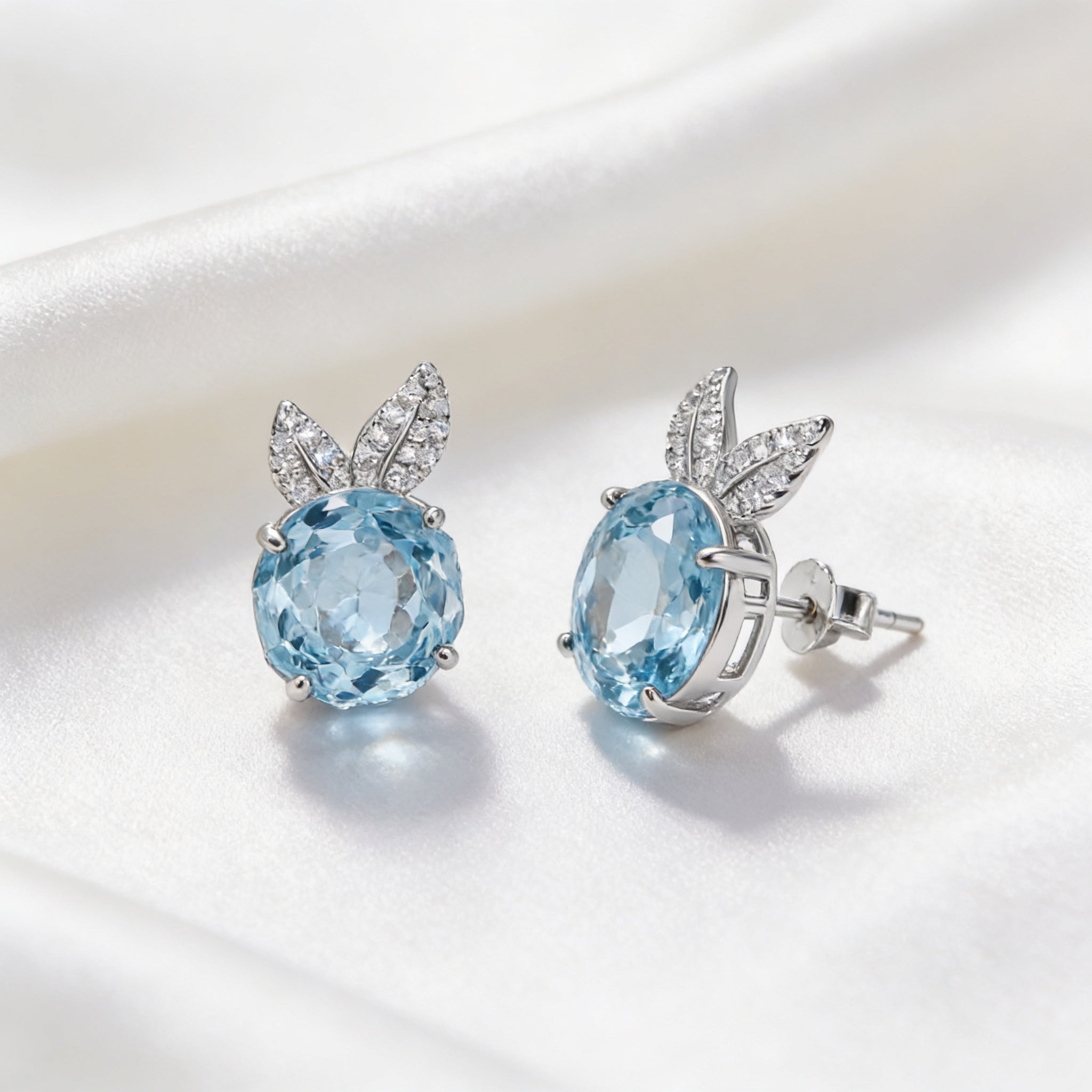 Blue Flower Stud Earrings with Sparkling Leaf Details – 925 Silver