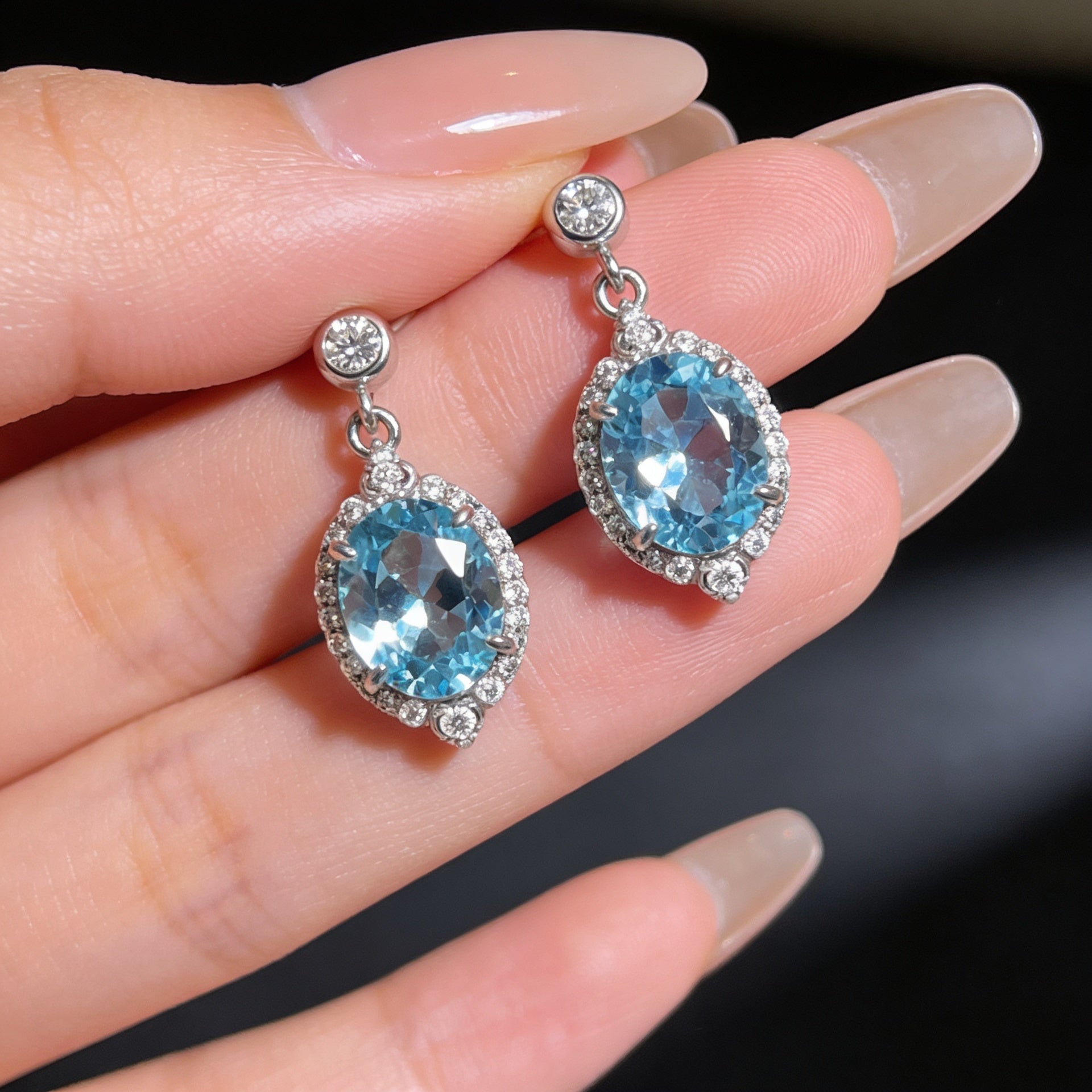 Elegant Screw-Back Earrings with a Light Blue Oval Ice-Crushed Stone, 925 Silver
