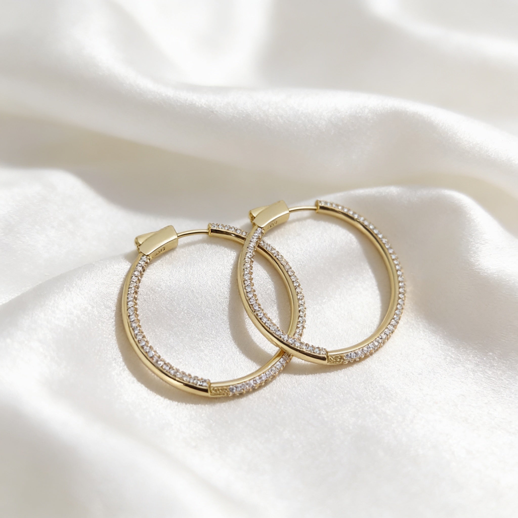 Fully Zircon-Studded Circular Clip-On Earrings, Gold-Plated Over 925 Silver