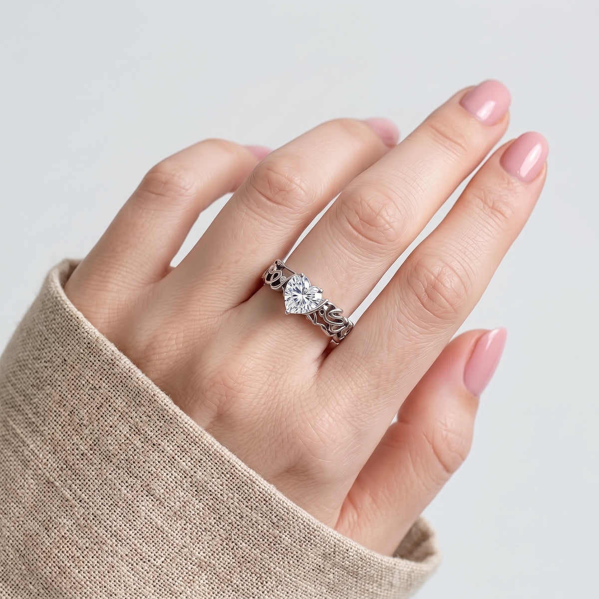"W Ja'ala Baynakom Mawadda Wa Rahma" White Stone Ring