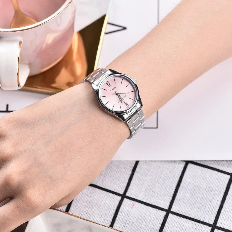 LTP-V005D-4BUDF - Casio Women's Analog Stainless Steel