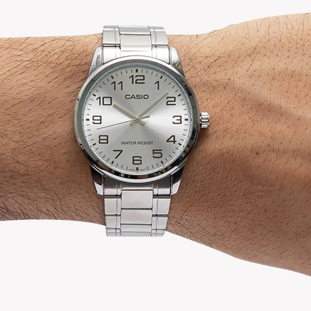 Casio Men's Watch Round, Stainless Steel Strap Analog Wrist Watch, Silver, MTP-V001D-7BUDF
