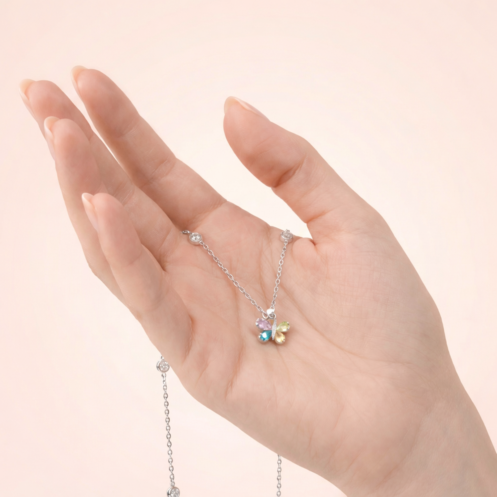 925 Silver Sky-Blue Necklace Surrounded by Sparkling Stones