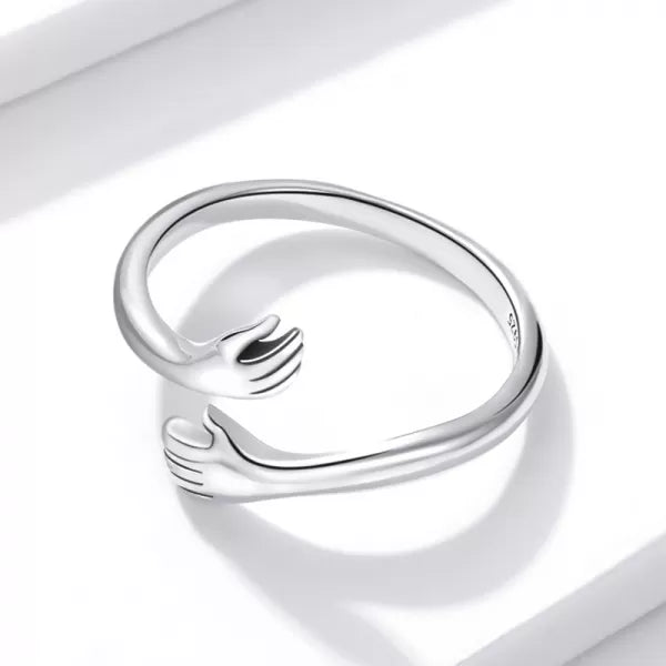 خاتم العناق – فضة 925 بتصميم يدوي مفتوح