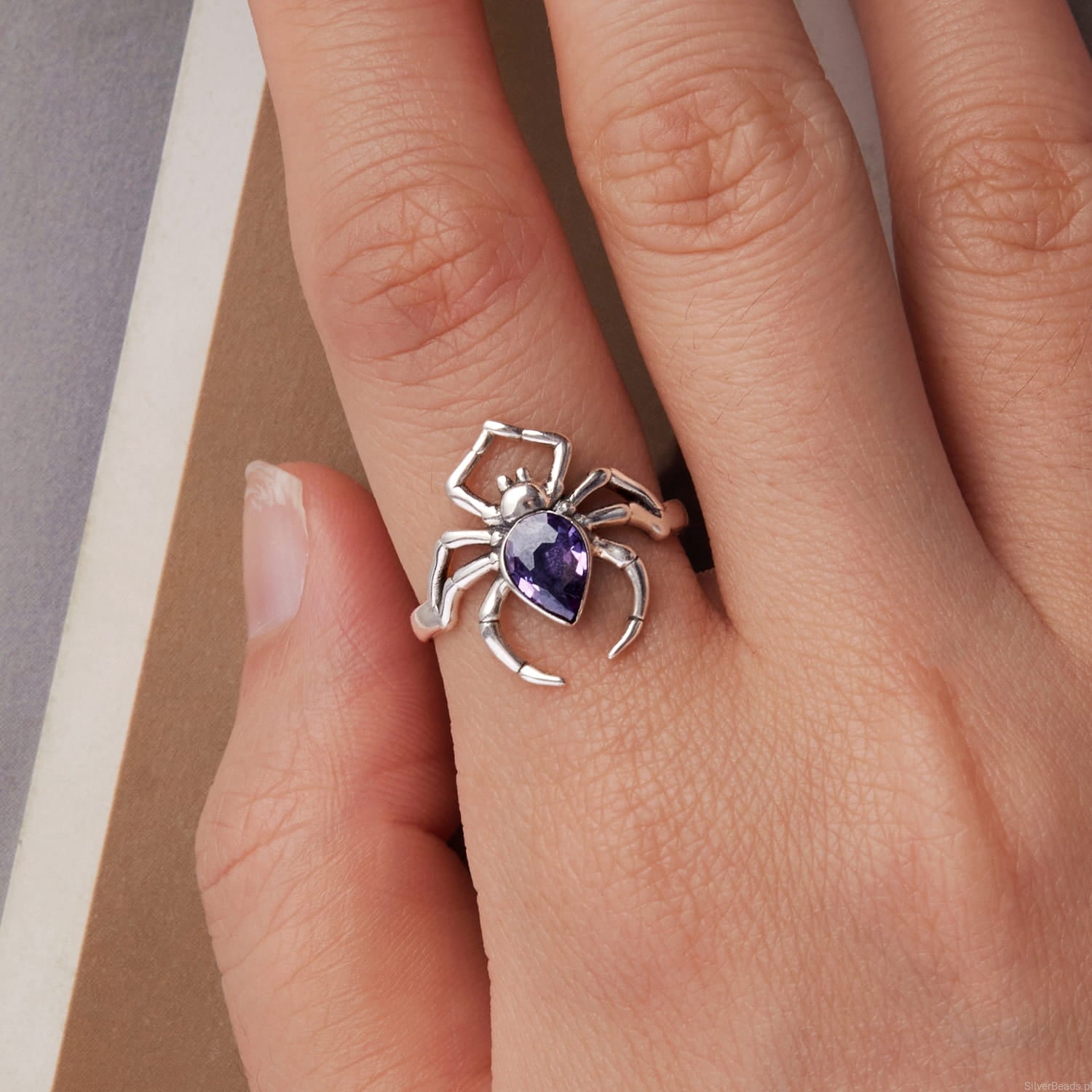 925 Silver Spider Ring with Purple Heart Stone