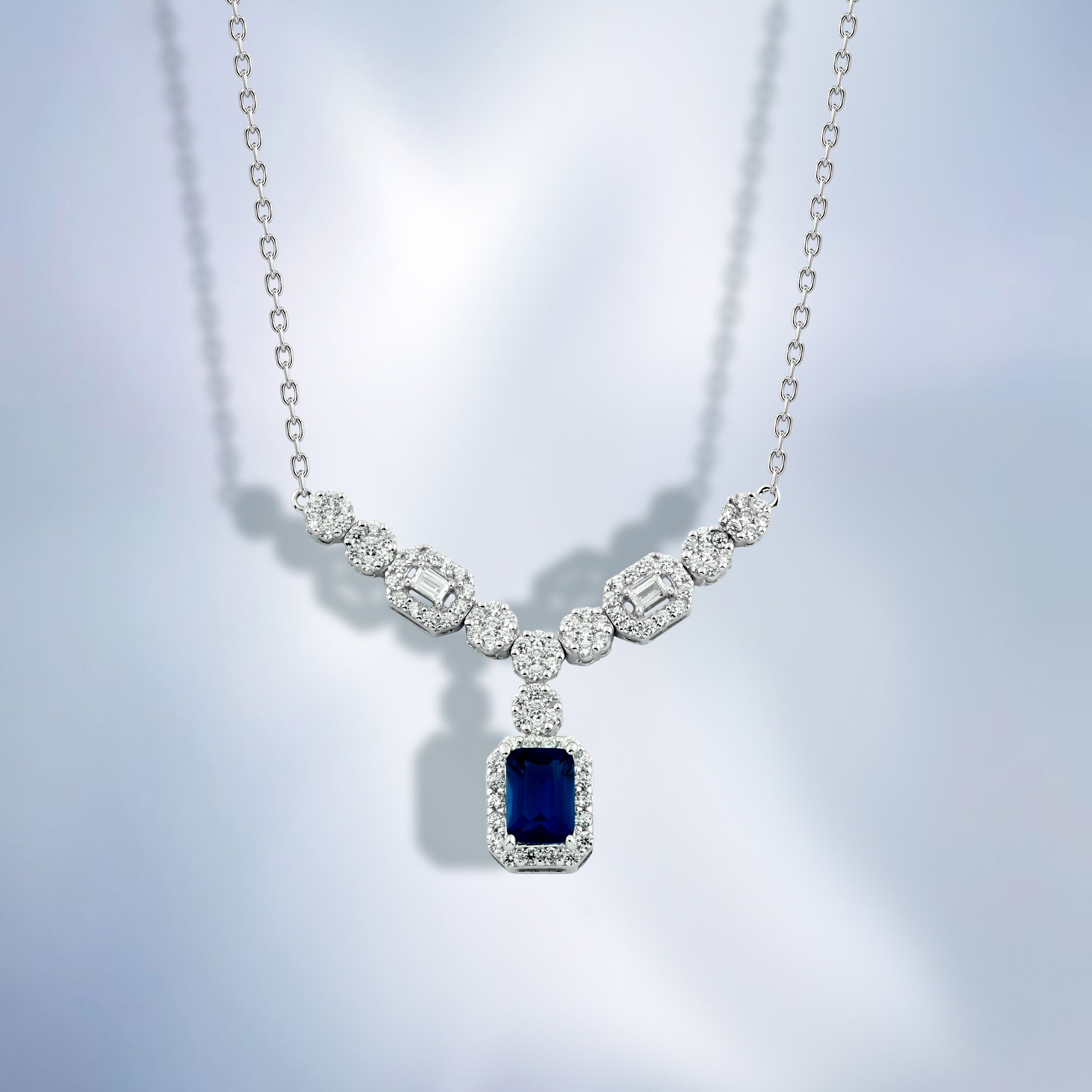 عقد "حجر أزرق ملكي مرصع" فضة عيار 925