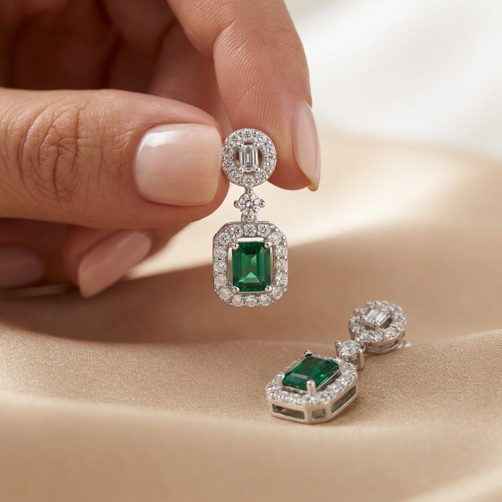 925 Silver Sparkling Green Earrings
