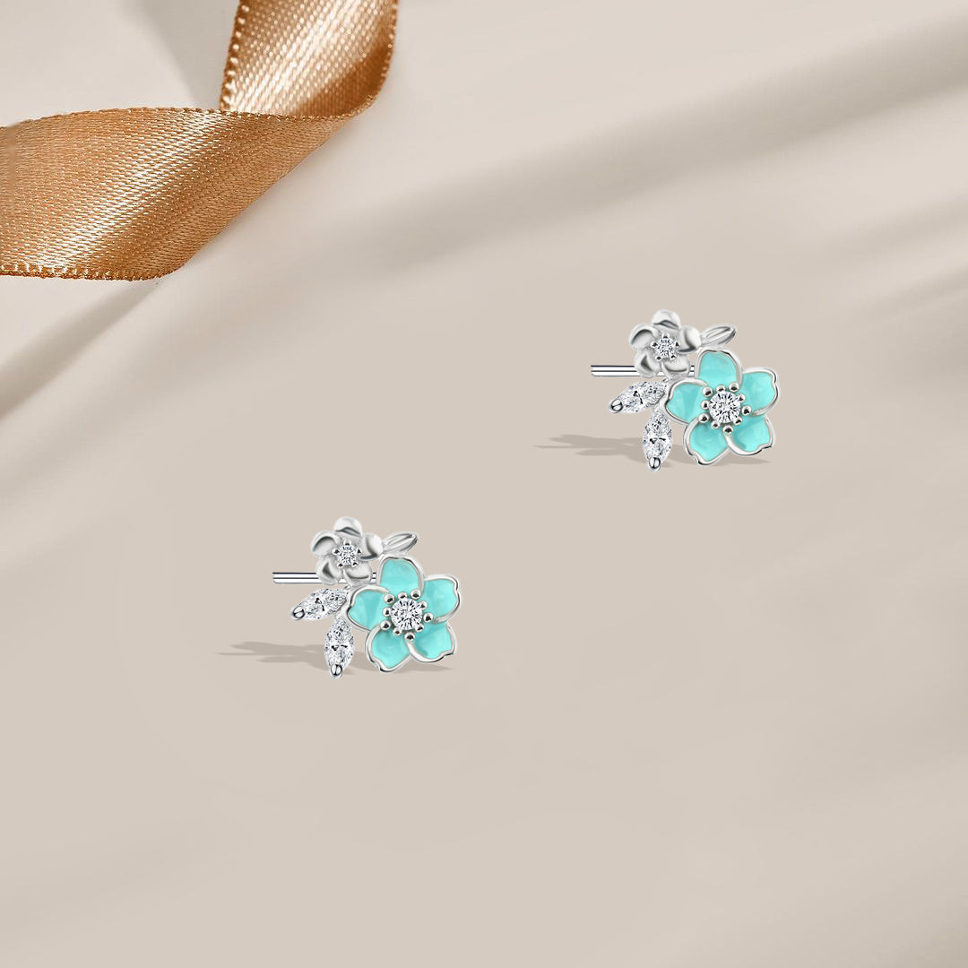 Silver earrings with a turquoise flower design encrusted with stones – 925 silver