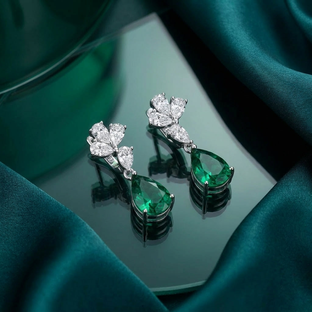925 Silver Earrings with Pear-Shaped Green Stone