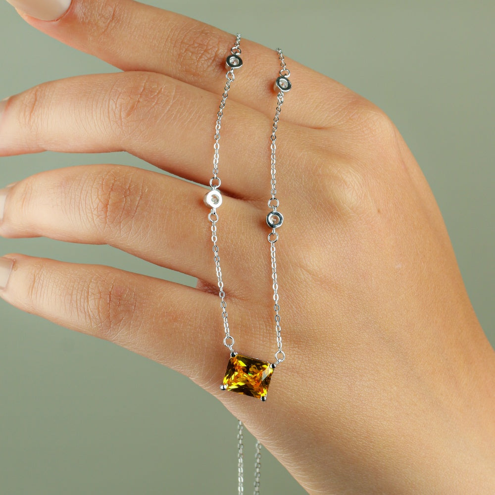 عقد "السحر الأصفر" فضة عيار 925