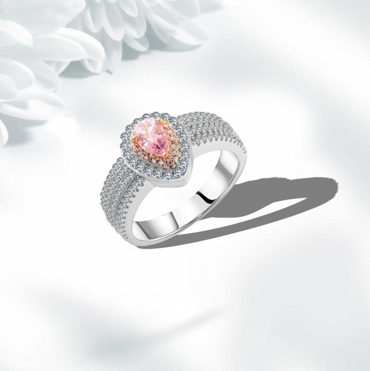  925 Silver Ring with a Pink Stone Surrounded by Sparkling Accents