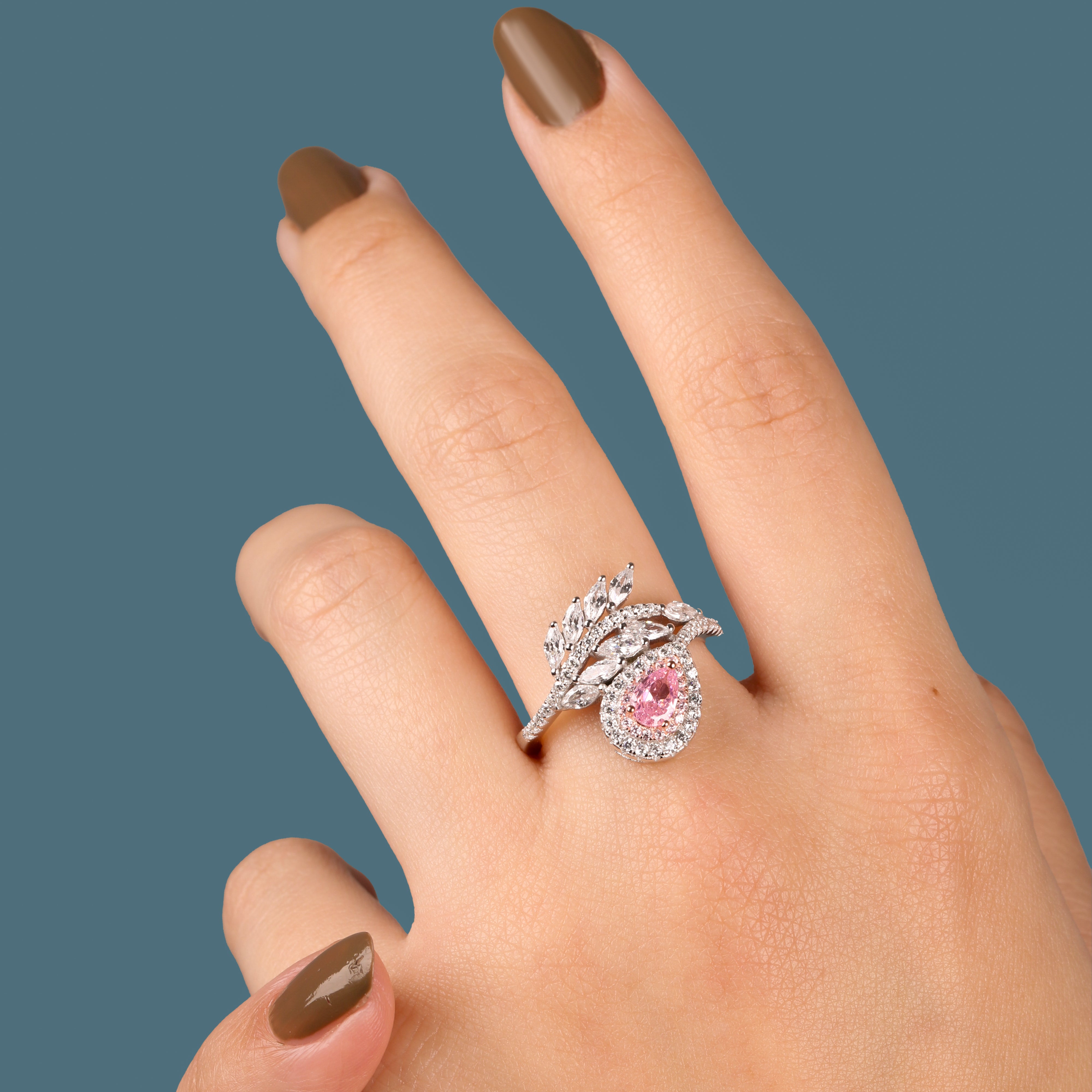 خاتم فضة 925 بتصميم ورقة وحجر وردي