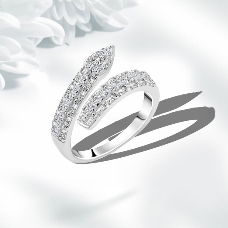 925 Silver Snake Design Ring with Zircon Stones