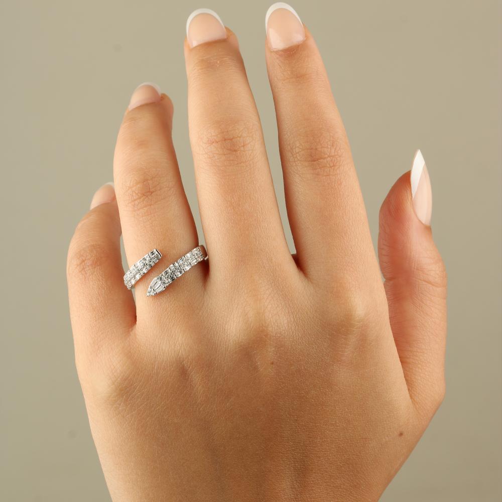 خاتم فضة 925 بتصميم ثعبان عصري مرصع زركون