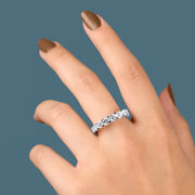 خاتم فضة 925 بتصميم راقٍ مرصع بحجارة زركون