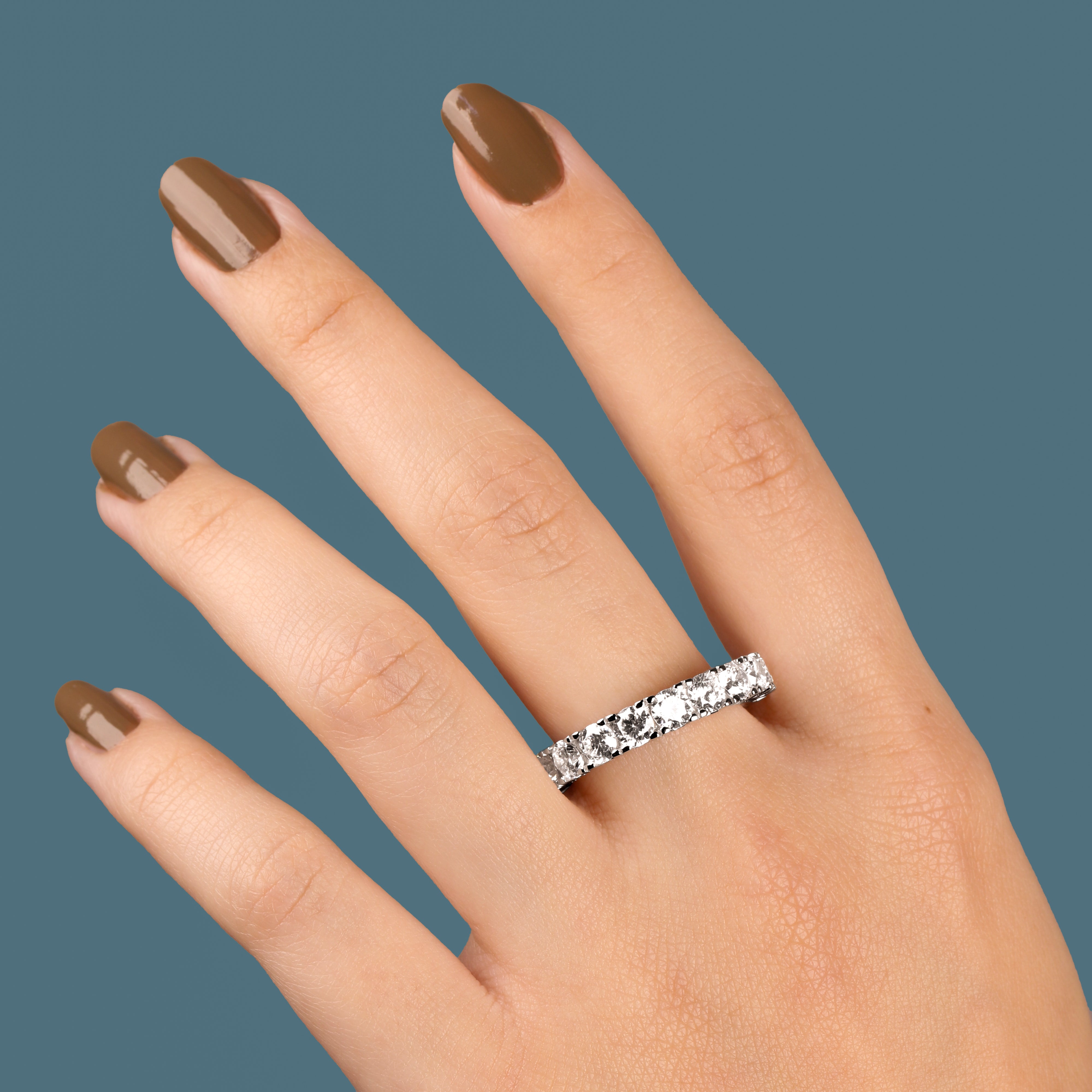 خاتم فضة 925 بتصميم بسيط مرصع بالزركون