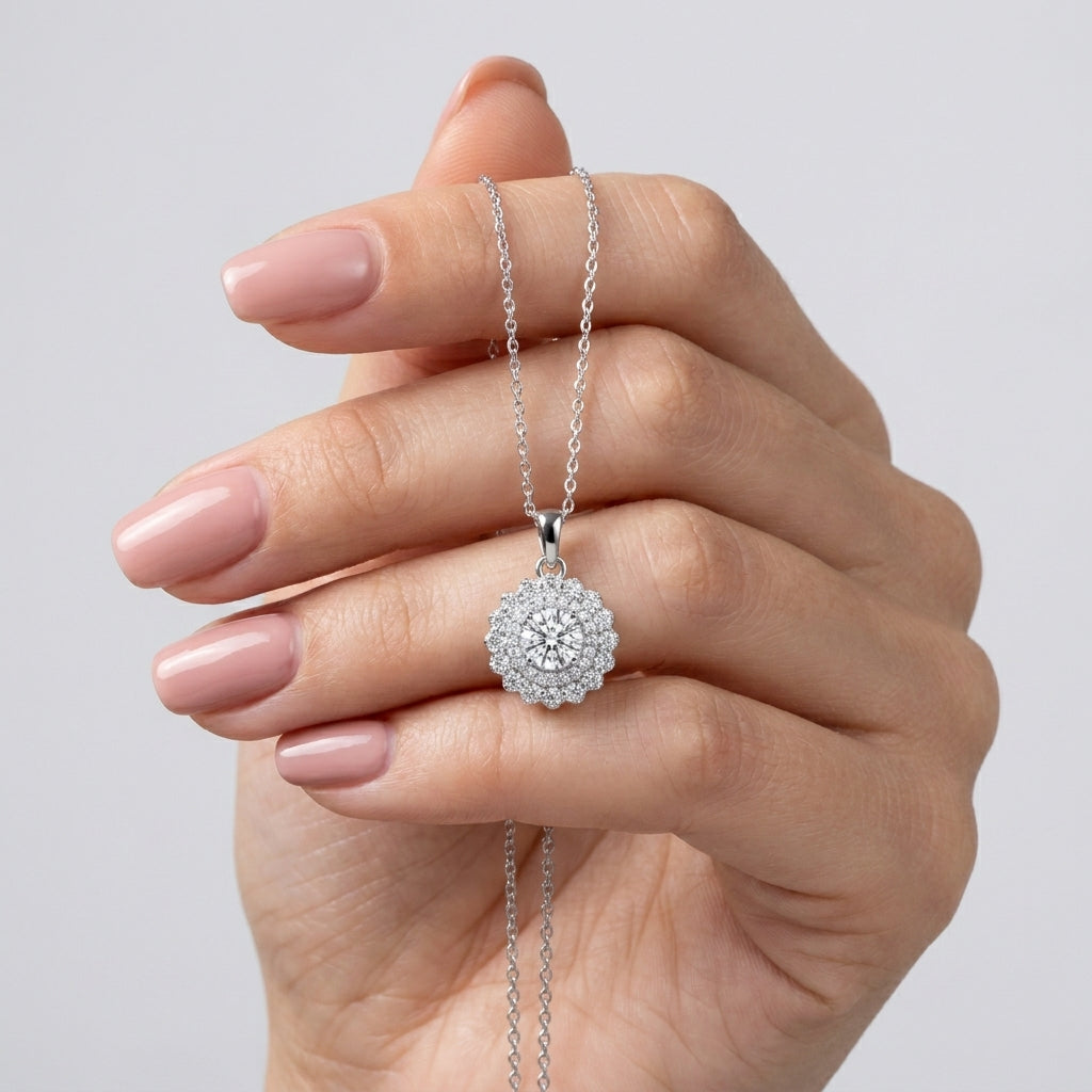 925 Silver Sparkling Zircon Flower Necklace
