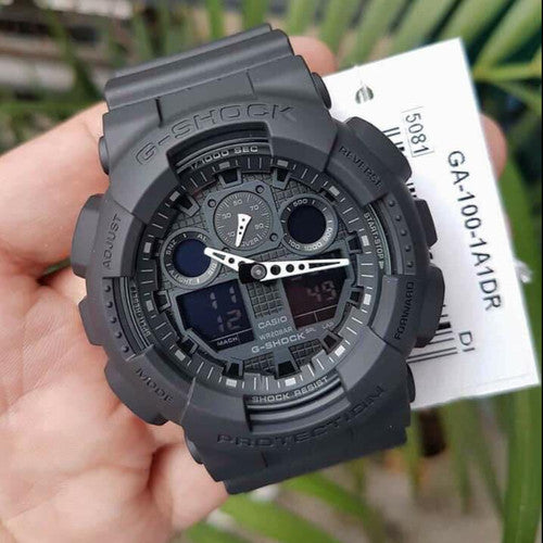 GA-100-1A1DR - ساعة يد كاسيو جي شوك ديجيتال رياضية كاجوال بسوار من الرزين للرجال