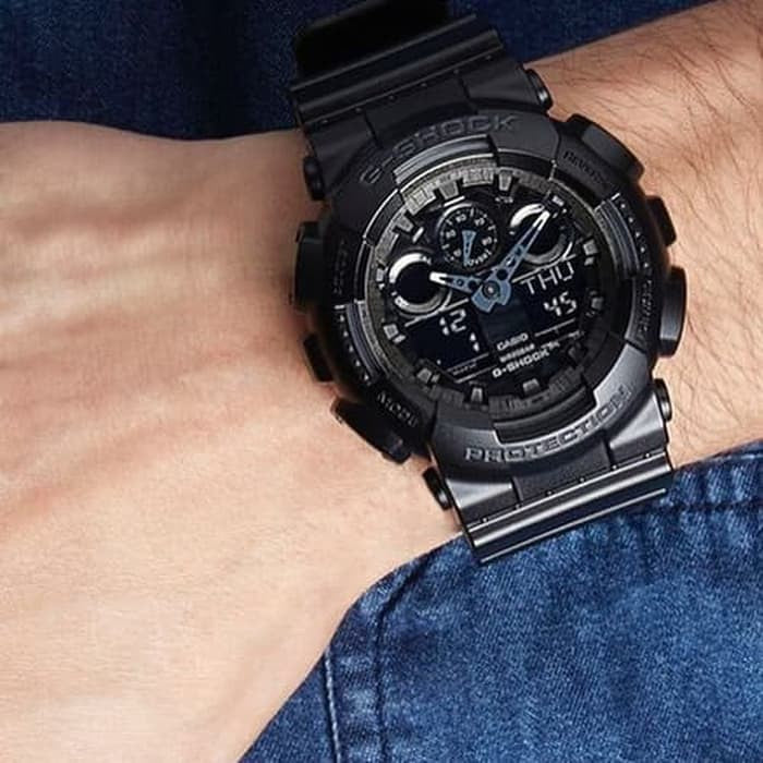Casio G-Shock Men's Analog-Digital Sport Watch – Camouflage Carbon Fiber, 200m Water Resistant