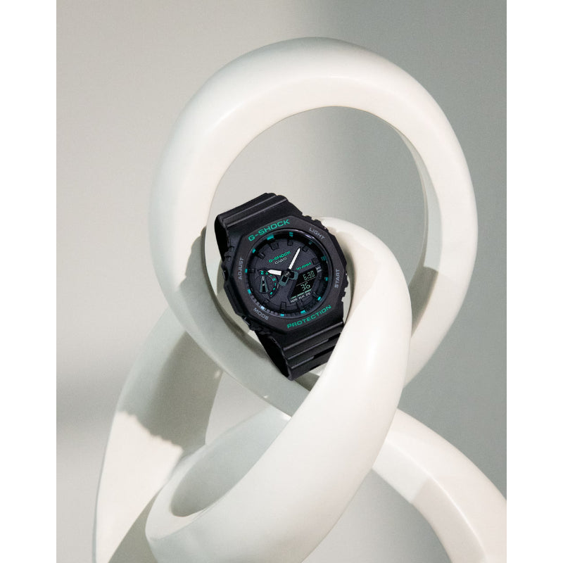 GMA-S2100GA-1ADR - ساعة يد جي-شوك نسائية تناظرية رقمية بميناء أسود ولون أسود