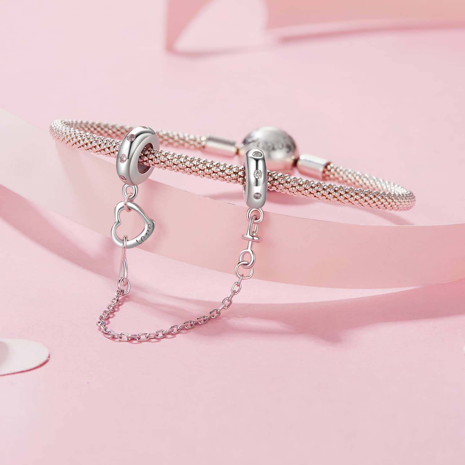 دلاية فضة 925 بتصميم سلسله و قفل قلب وفصوص لامعة