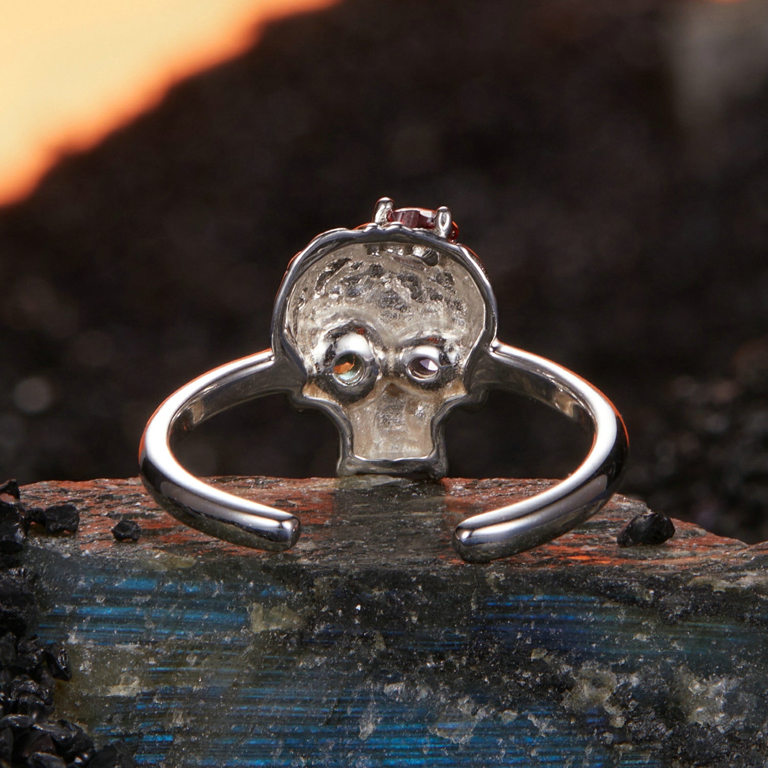 Artistic skull ring set with colorful stones, 925 silver