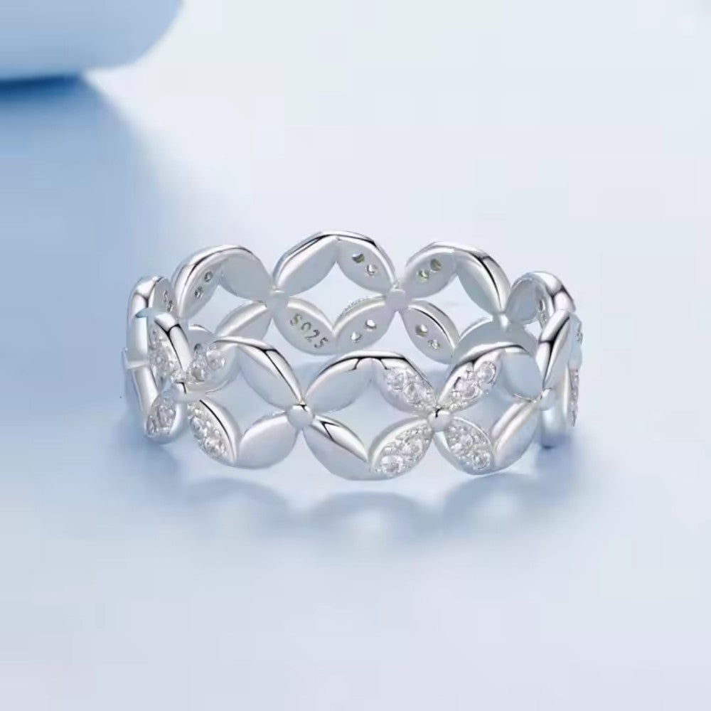Zircon Flower 925 Silver Ring