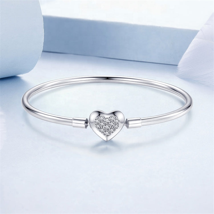 Heart Charm Bracelet with Sparkling Details – 925 Sterling Silver