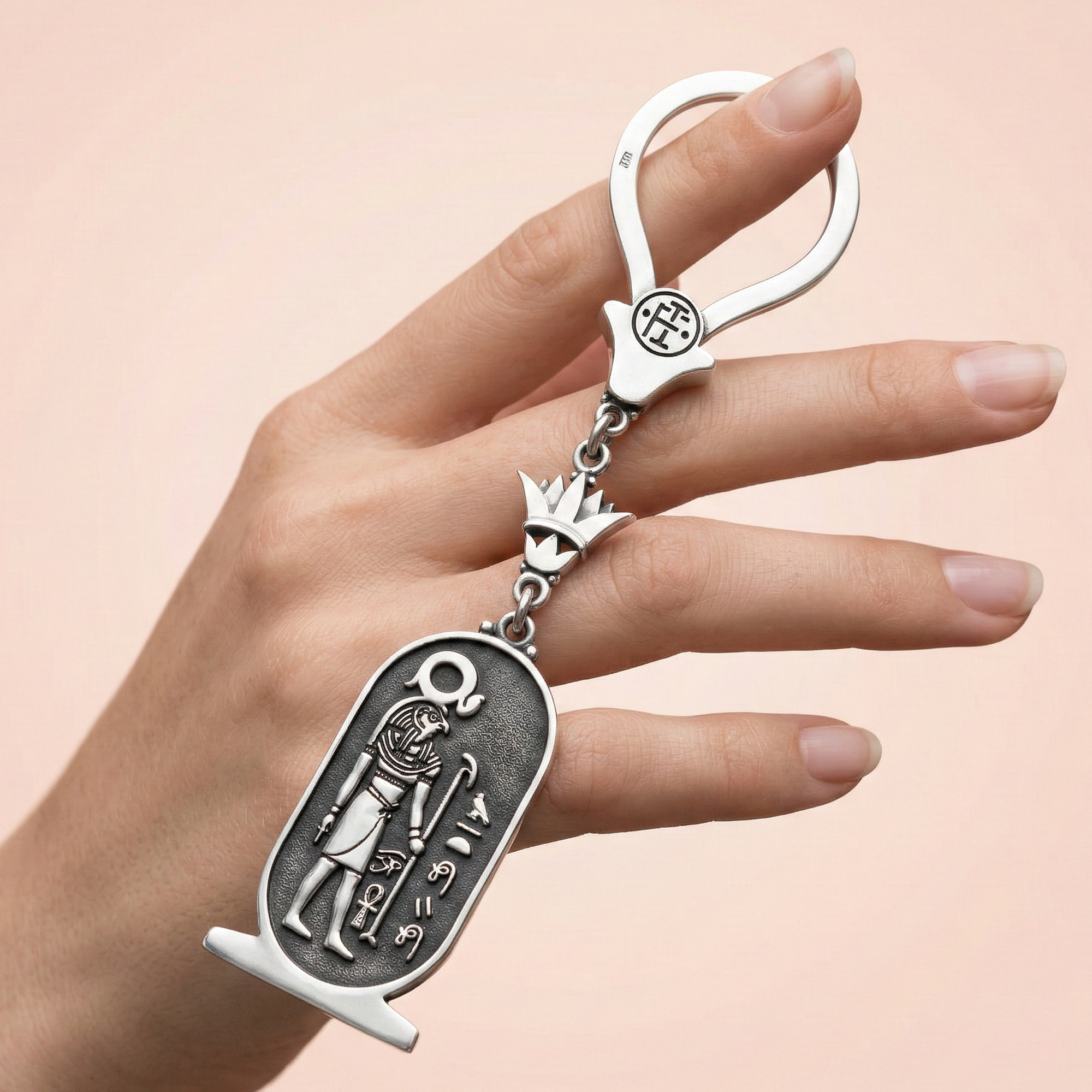 Pharaonic Antiquities Keychain with Eye of Horus Design – 800 Silver