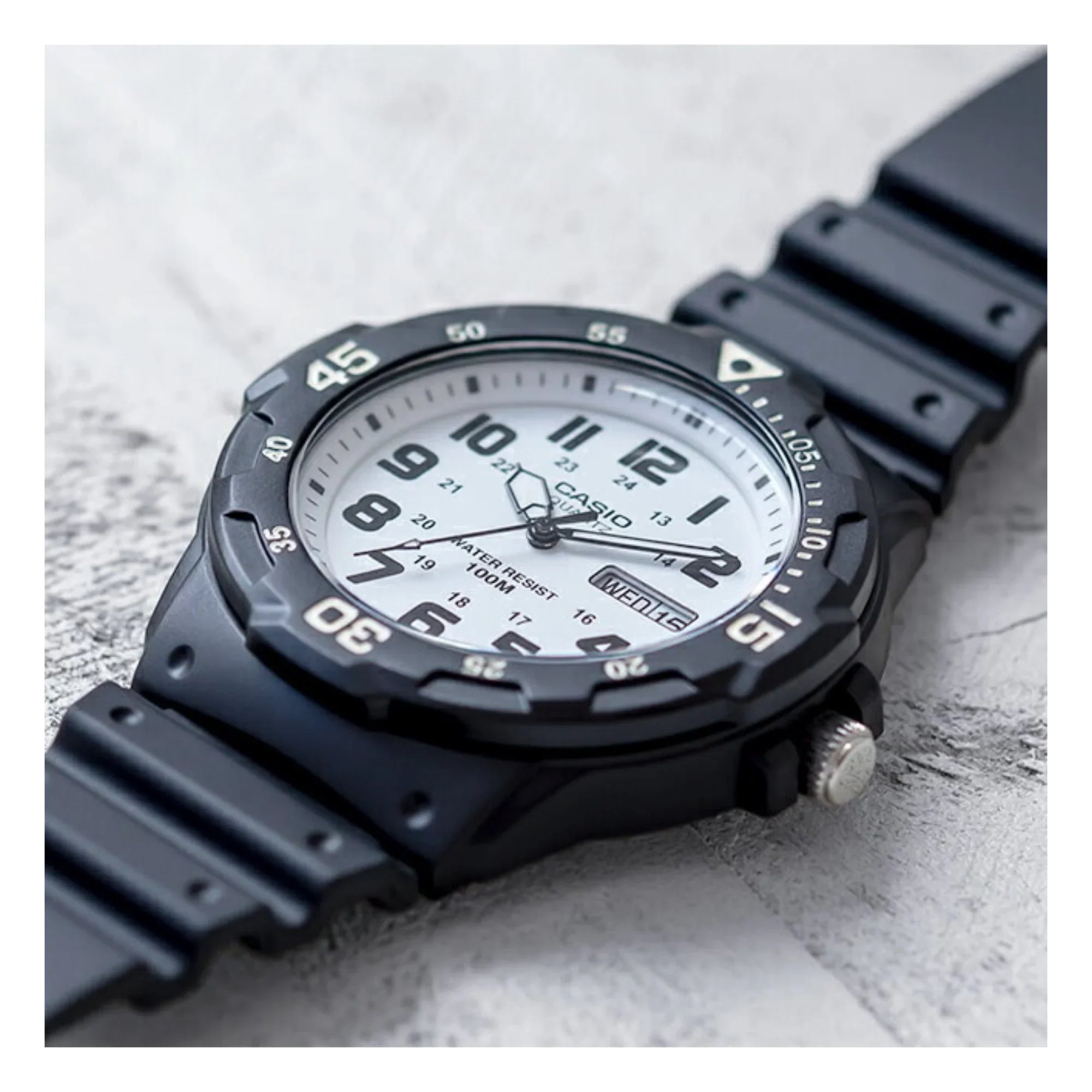 Casio Analog Men’s Watch – White Dial and Black Resin Band