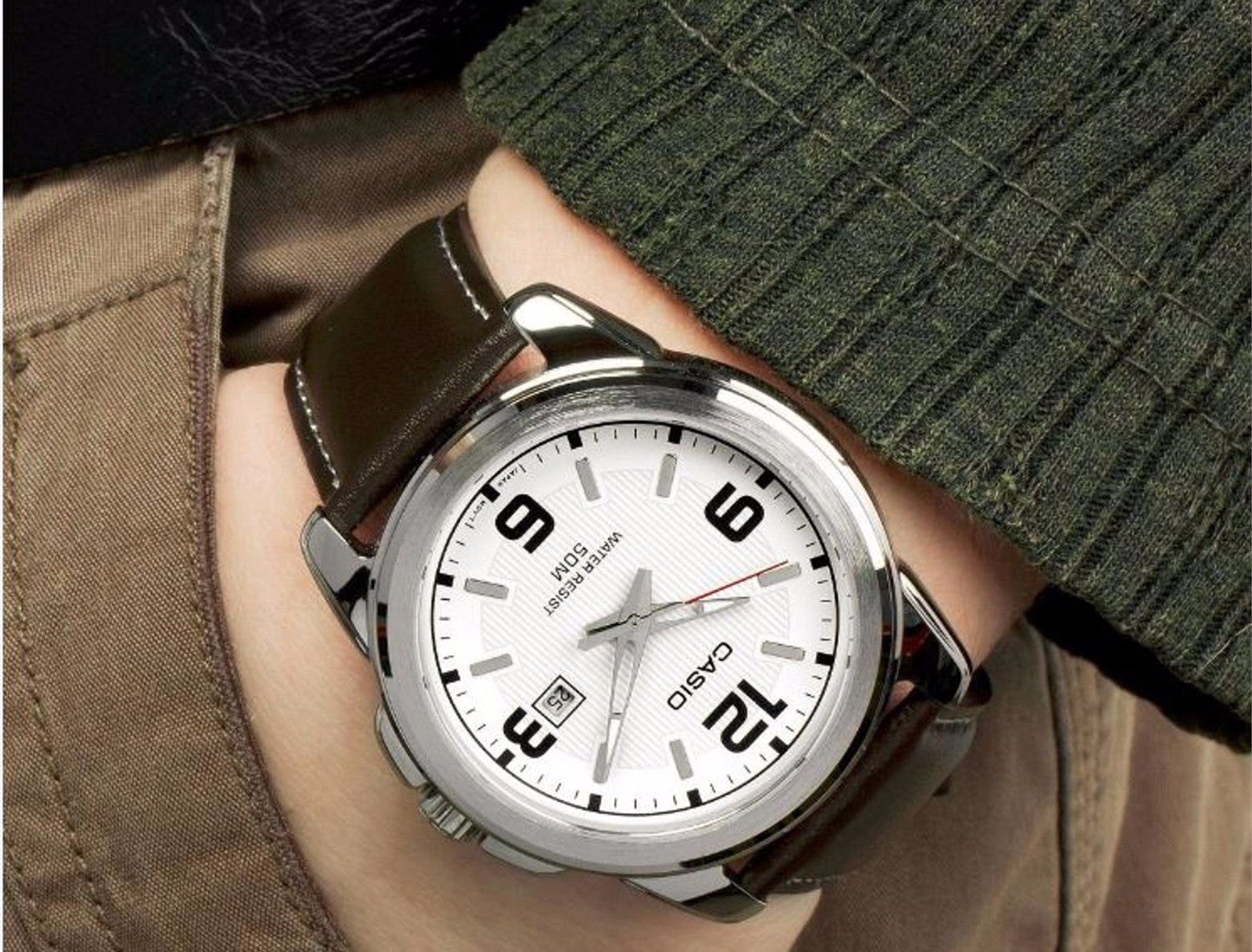 Casio Leather men’s Watch