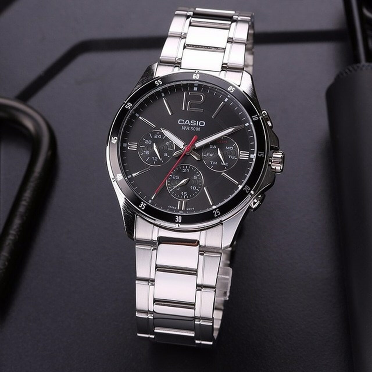 Casio Men's Analog Stainless Steel Watch