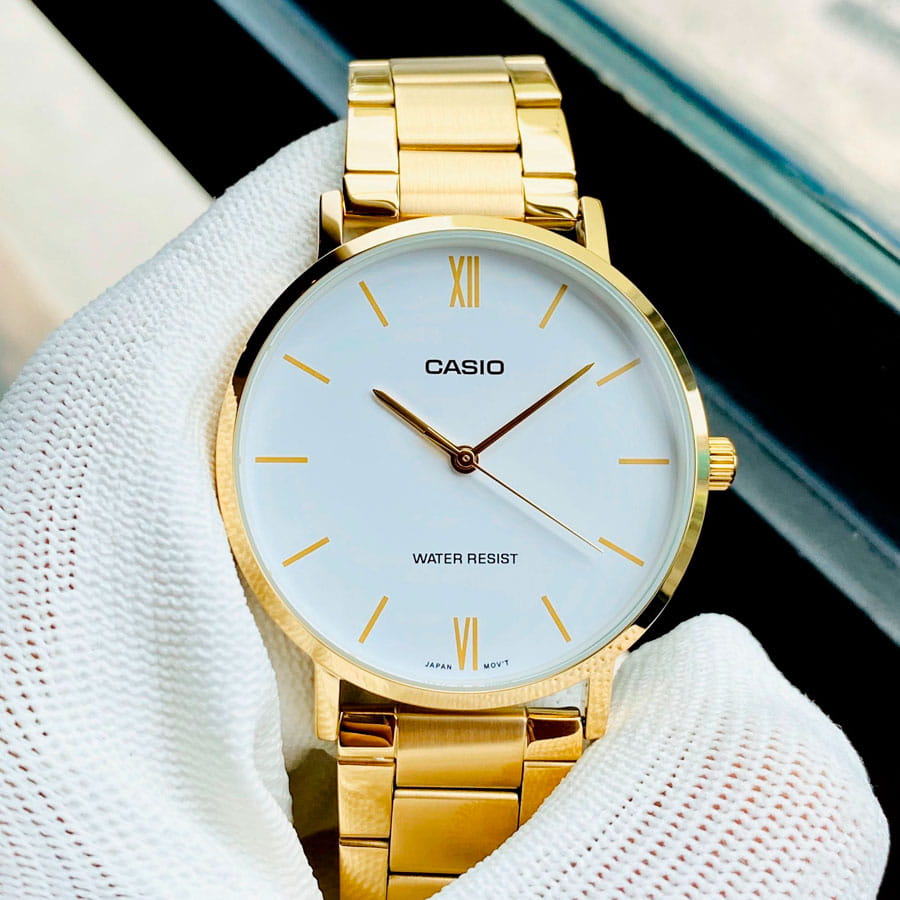 ساعة كاسيو رجالية تناظرية بسوار ستانلس ستيل ذهبي – MTP-VT01G-7BUDF