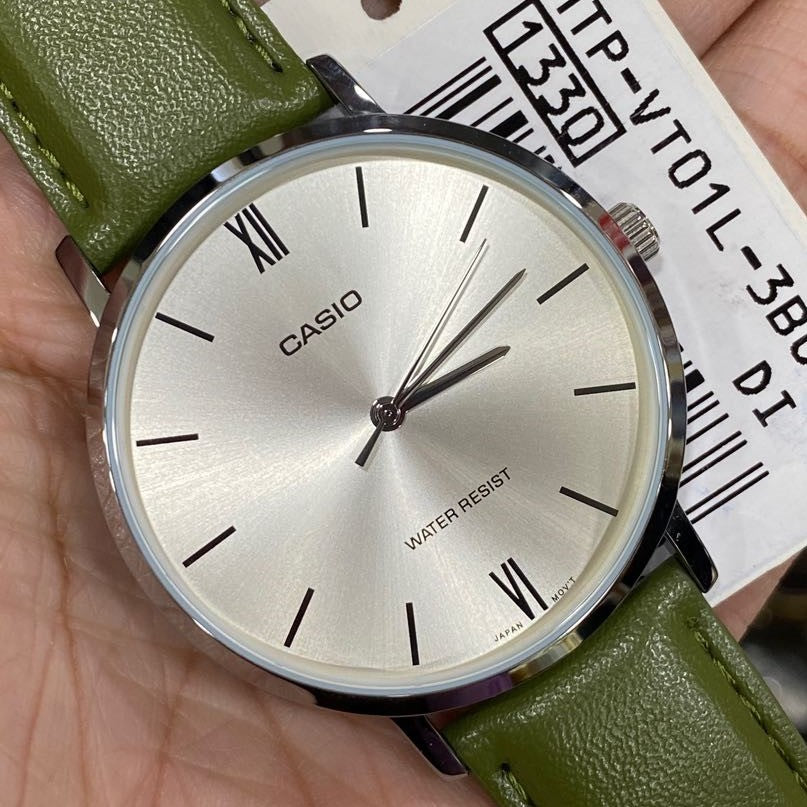 Casio Men's Analog Leather Watch