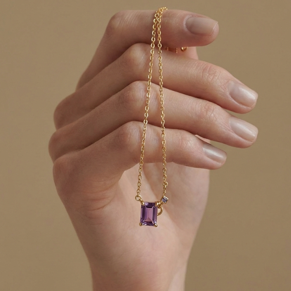 عقد فضة عيار 925 بفص موف مستطيل - مطلي ذهب