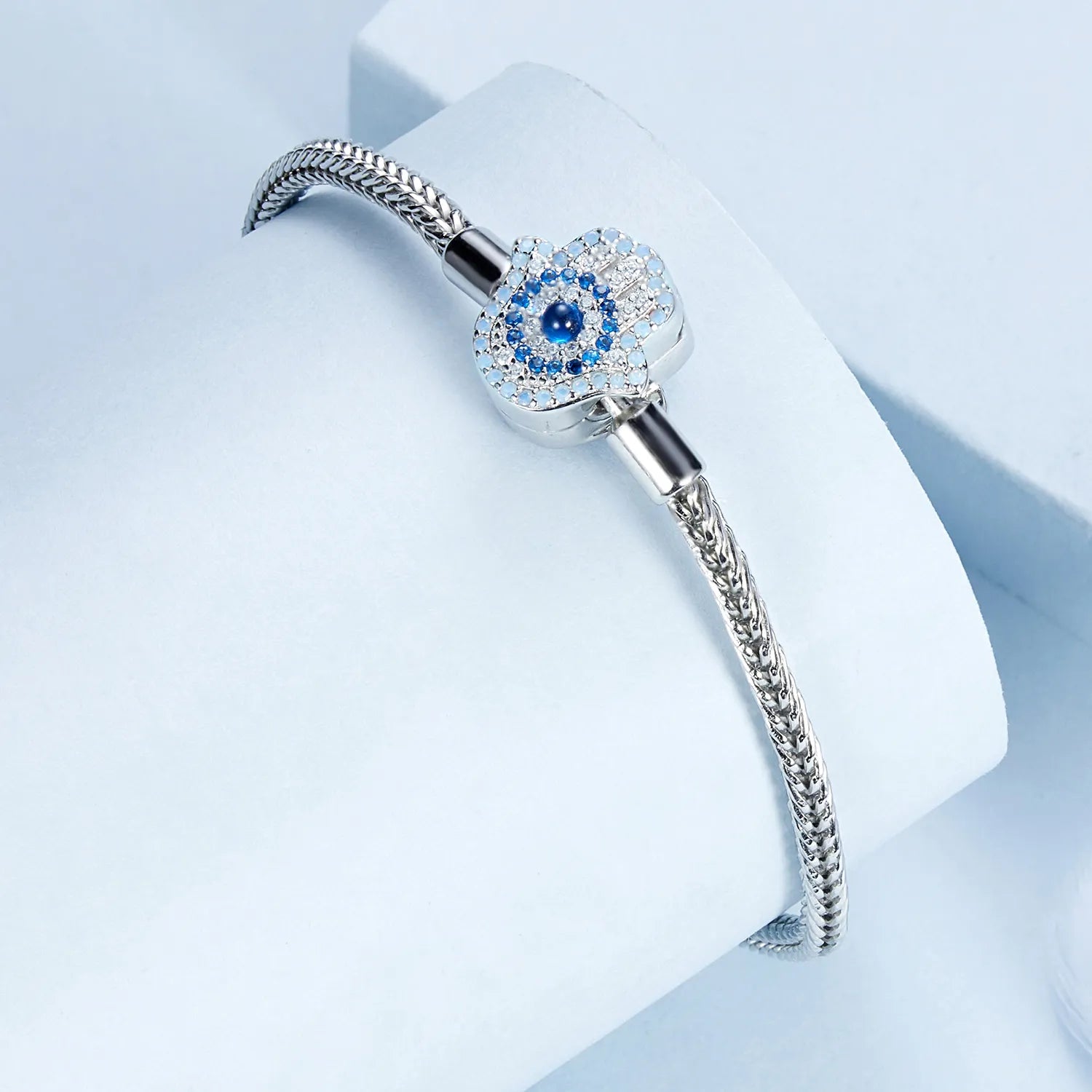 إنسيال لعب " كف وعين زرقاء " فضة عيار 925